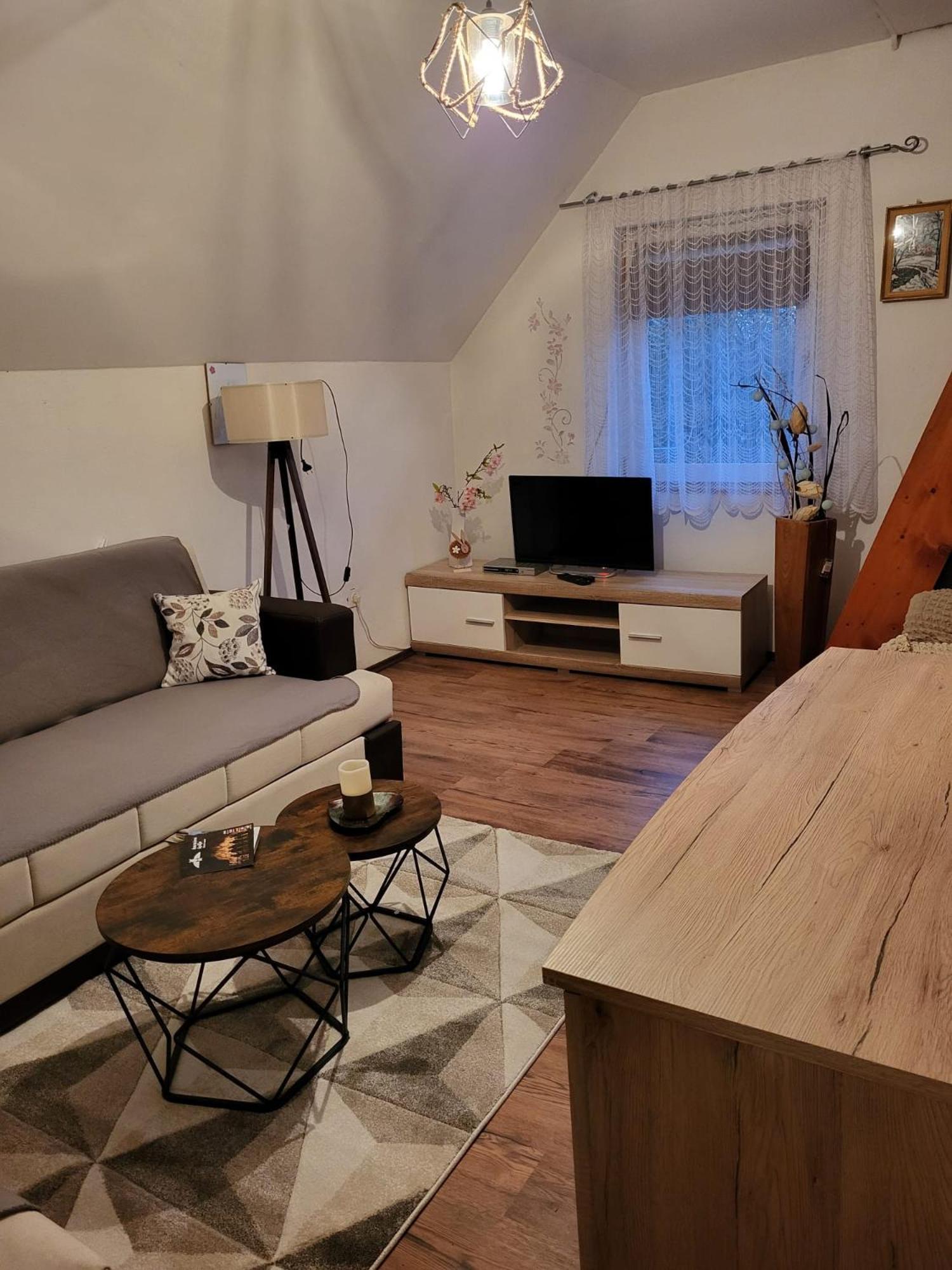Apartments Matovina Saborsko Bagian luar foto
